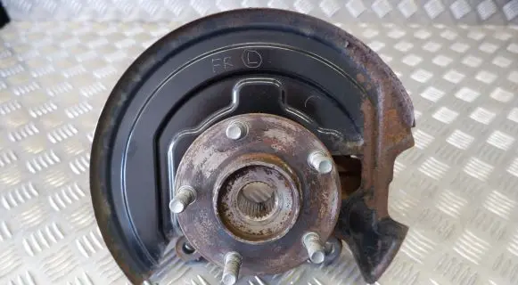 Nissan Leaf II (ZE1) Front wheel hub 400151KK0A 402025SK0A