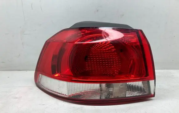 Volkswagen Golf VI Rear/tail lights 5K0945095B 89090598