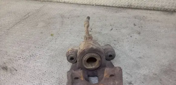Chrysler Pacifica Rear brake caliper 