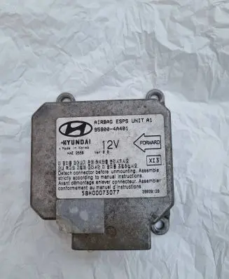 Hyundai H-1, Starex, Satellite Airbag control unit/module 959004A401 5BH00073077 39020120