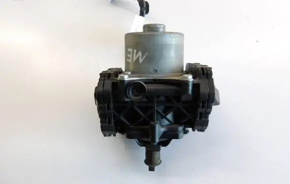 Opel Mokka B Vacuum pump 9835028580 03710207644 0401844
