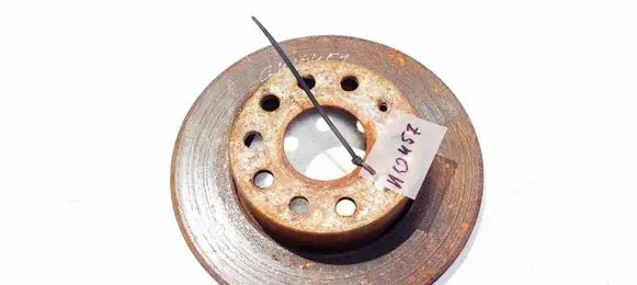Volkswagen Golf V Rear brake disc neventiliuojamas