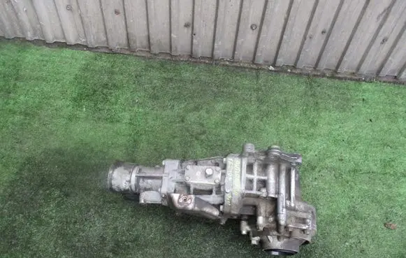 Mitsubishi Outlander Gearbox transfer box case 