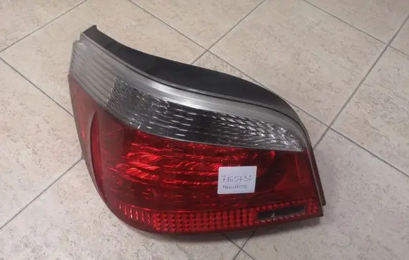 BMW 5 E60 E61 Rear/tail lights 7165737 2VP00867111632171657376910767ZBM191114L