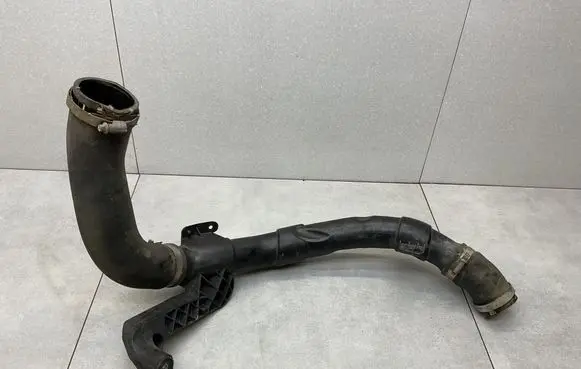 Audi Q3 8U Intercooler hose/pipe 5N0145840H