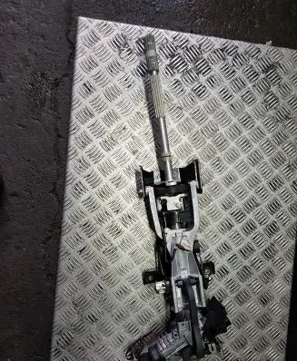 BMW 5 E39 Steering wheel axle