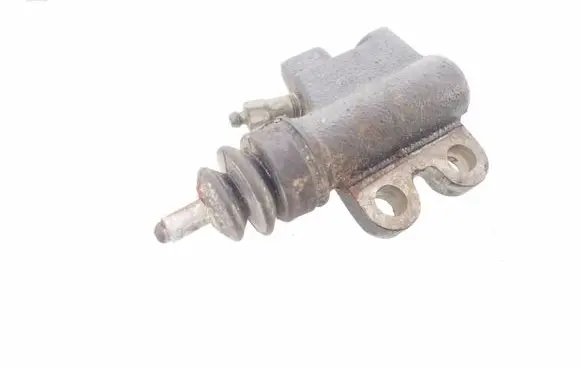 Nissan Almera Tino Clutch master cylinder