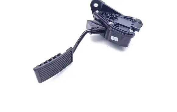 Honda CR-V Accelerator throttle pedal