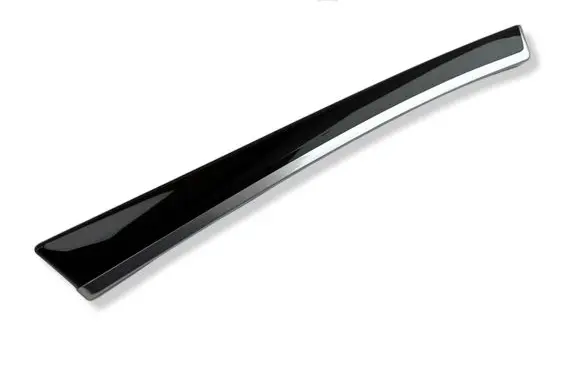 BMW 5 F10 F11 Front door trim bar 7225547