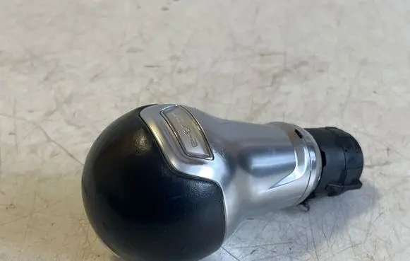 Audi e-tron Gear lever shifter trim leather/knob