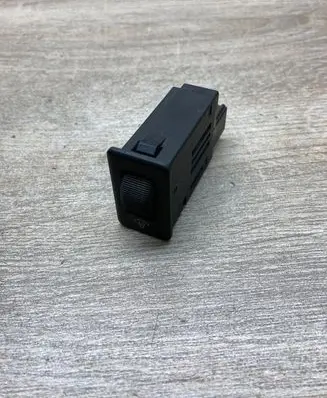 Nissan Primera Panel lighting control switch 321025