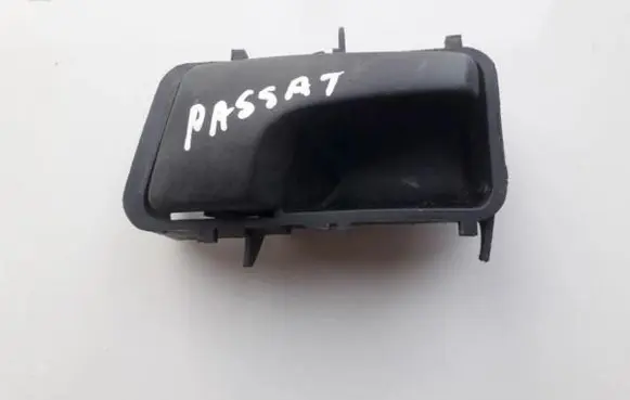 Volkswagen PASSAT B3 Rear door interior handle 357837236