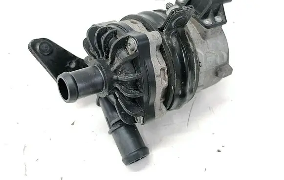 Audi A6 S6 C7 4G Electric auxiliary coolant/water pump 8K0965567