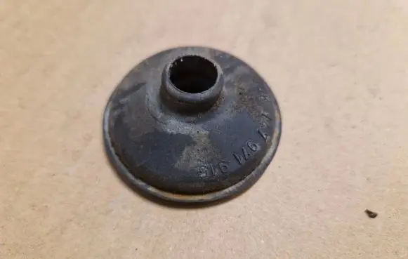 Volkswagen Golf II Other relay 147971915
