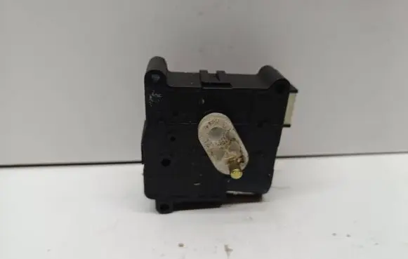 Toyota Corolla Verso AR10 Air flap motor/actuator 1138002051
