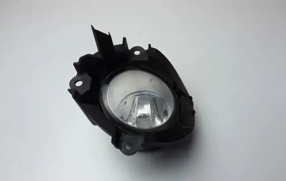 Toyota Avensis T270 Front fog light 89210656