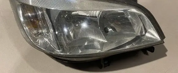 Opel Zafira A Headlight/headlamp 89100055