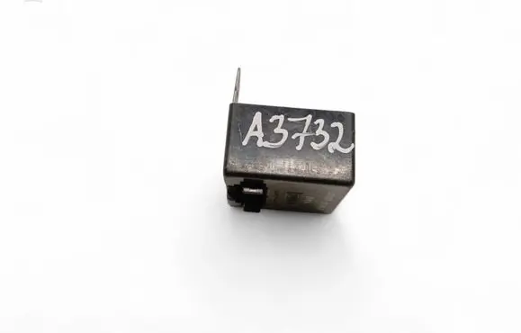 Hyundai Accent Other relay 9543022002