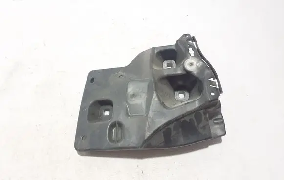 BMW 4 G22 G23 G24 G26 Rear bumper mounting bracket 7497111
