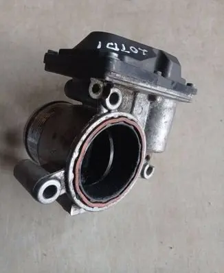 Audi A3 S3 8P Throttle valve 03L128063D