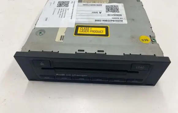 Audi A4 S4 B7 8E 8H CD/DVD changer 8E0035111D