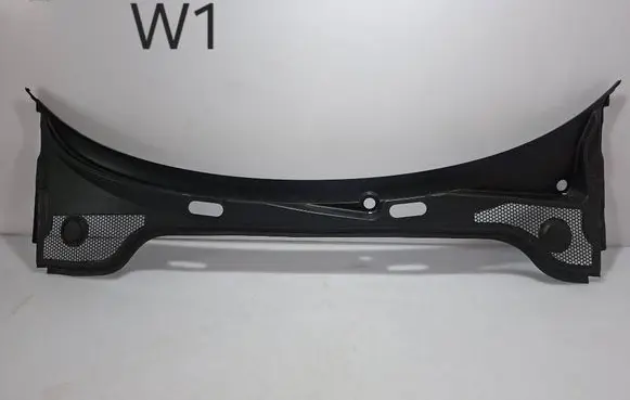 Audi A3 S3 8P Wiper trim 8P1819415E