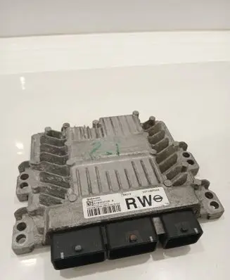Nissan Qashqai+2 Engine control unit/module 23710BR30A S180033108A