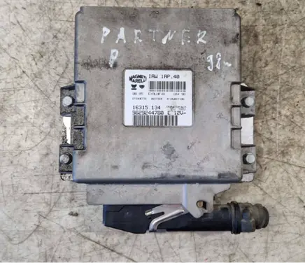 Peugeot Partner Other control units/modules 9629244780 IAW1AP40 16315134