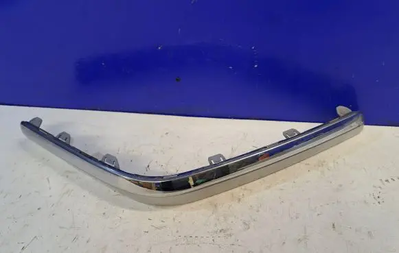 Volvo S60 Rear bumper corner part panel trim 08693647 8693647