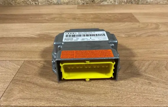 Audi A4 S4 B7 8E 8H Airbag control unit/module 8E0959655G 0285001668
