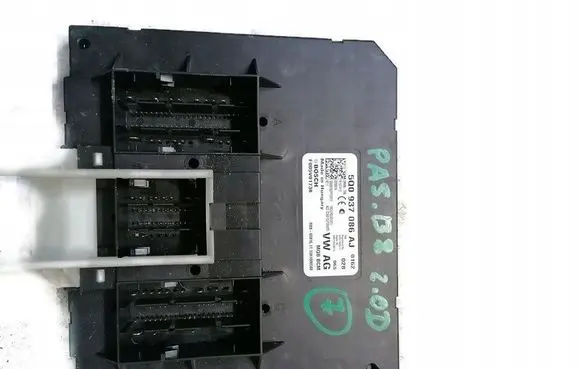 Volkswagen PASSAT B8 MPM control module 5Q0937086AJ