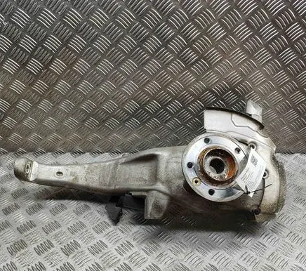 Land Rover Range Rover Sport L461 Front wheel hub M9R32C300AC M8E23K185AD