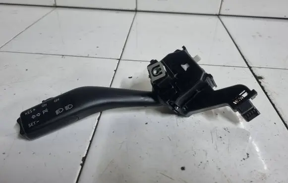Volkswagen Jetta V Indicator stalk 1K0953513A