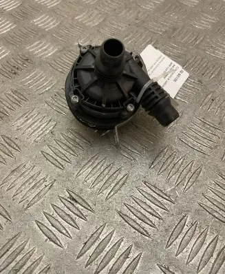 BMW 3 G20 G21 Electric auxiliary coolant/water pump 8651287