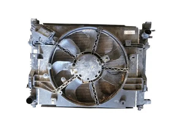 Dacia Duster II Radiator set 214100078R 214811626R 255509263R