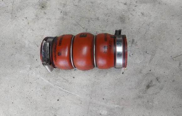 Citroen C4 Cactus Intercooler hose/pipe 9801280580