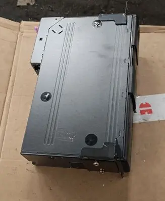 BMW X5 E53 CD/DVD changer 6512694698901 65126946989 6946989