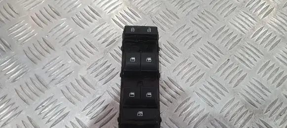 KIA Sportage Quarter vent window switch 93571R2600