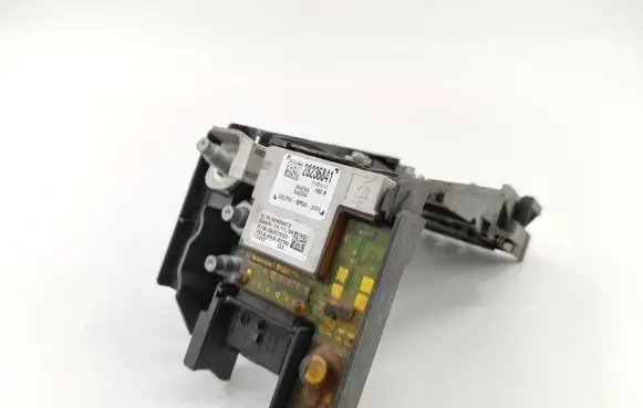 Peugeot 308 Fuse module 28236841