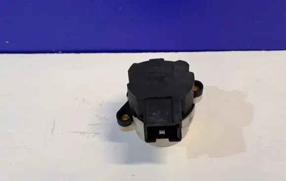 Volvo S60 Ignition lock 8645228