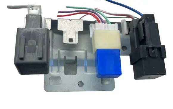 Nissan Qashqai Relay mounting block 24330C9900