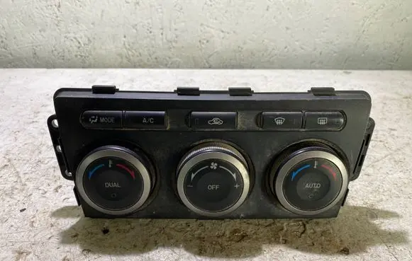 Mazda 6 Climate control unit T1005817Z