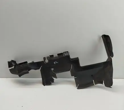 Audi A4 S4 B8 8K Intercooler air guide/duct channel 8K0121283F