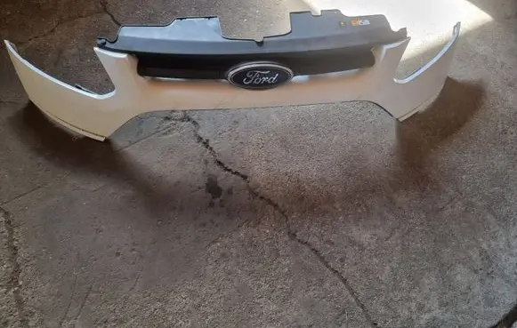 Ford Transit Custom Front bumper upper radiator grill BK2117E778AB