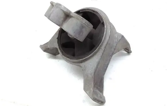Opel Zafira A Engine mount bracket 90575772
