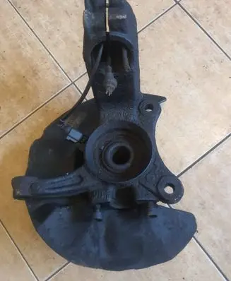 Volkswagen Transporter - Caravelle T5 Front wheel hub spindle knuckle 7h0257d