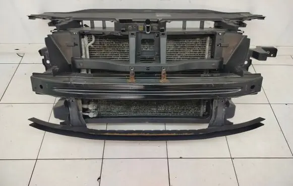 Volkswagen PASSAT B6 Radiator support slam panel 