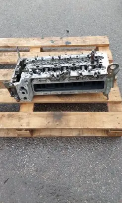 Mitsubishi Canter Engine head 502295007