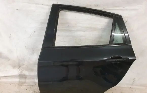 Rear door