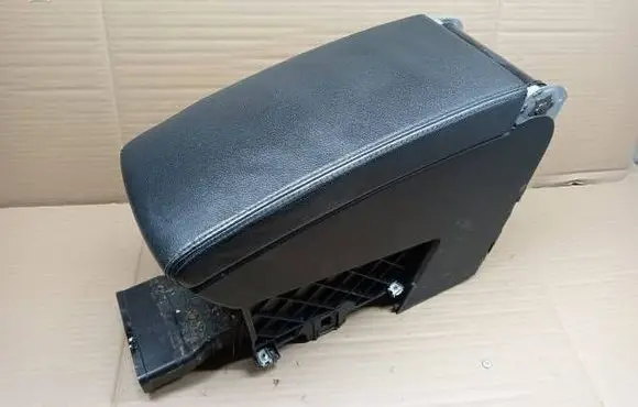 Volkswagen PASSAT B7 Center console 3C0863319AP